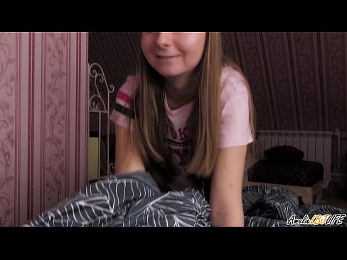 ❤️ Blondie duboko siše svog BFF-a i dobiva spermu u usta ❌ Prekrasni porno na hr.basseyn-vsem.ru ❌❤